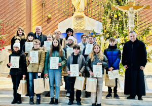 III Powiatowy Konkurs Plastyczny „Aniołek - bożonarodzeniowa ozdoba"