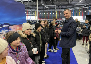 III edycja zawodów łyżwiarskich Olimpijskie Iskry w Arenie.