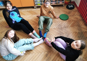 21 marca "Dzień Kolorowej Skarpetki"