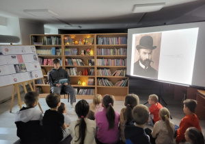 Narodowe Święto Niepodległości – lekcje biblioteczne dla klas 0-II