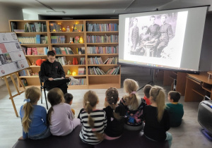 Narodowe Święto Niepodległości – lekcje biblioteczne dla klas 0-II