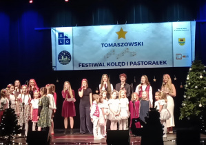 XIV Tomaszowski Festiwal Kolęd i Pastorałek w kategorii klas I-III