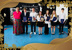 Uroczystość zakończenia roku szkolnego klasa 8 a