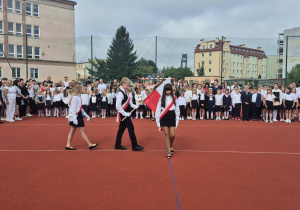 Poczet flagowy Szkoły Podstawowej nr 8