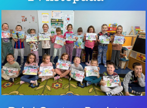 Dzieci z grupy przedszkolnej prezentują własnoręcznie wykonane prace plastyczne z okazji Dnia Czystego Powietrza, obchodzonego 14 listopada.