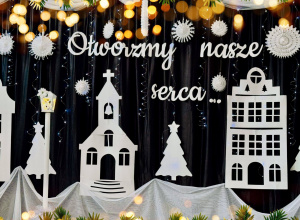 Dekoracja - Otwórzmy nasze serca…