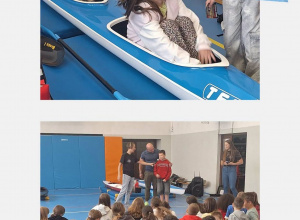 Uczniowie na spotkaniu z przedstawicielami klubu MUKS „WIKING”, którzy zachęcali uczniów do rozwijania sportowych pasji i aktywnego wypoczynku podczas wakacji.